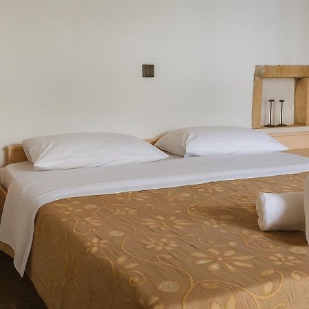 Menexes Suites Monemvasía Dış mekan fotoğraf