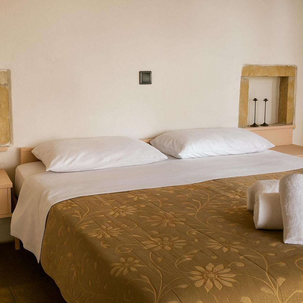 Menexes Suites Monemvasía Dış mekan fotoğraf